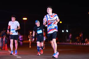 BIB: 43293, 43184, 90777
                            <button type="button" onclick="openModal(23039730)" class="btn btn-primary btn-sm float-right btn-popup" data-toggle="modal" data-target=".modal-high-quality">
                        <i class="fas fa-shopping-cart"></i> Add to Cart
                    </button>
                                            <button type="button" onclick="isThisMe(23039730, true)" class="btn btn-success btn-sm float-right btn-popup btn-isme hidden" data-toggle="tooltip" data-placement="bottom" title="นี่คือรูปของคุณใช่ไหม คลิกที่นี่เพื่อเอาเข้าอัลบั้ม">
                        <i class="fas fa-plus"></i> Add to album
                    </button>
                    <button type="button" onclick="isThisMe(23039730, false)" class="btn btn-warning btn-sm float-right btn-popup btn-isnotme hidden">
                        <i class="fas fa-ban"></i> Remove from album
                    </button>